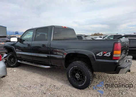 2003 GMC Sierra K2500 Heavy Duty from USA, damaged, VIN 1GTHK23133F183084